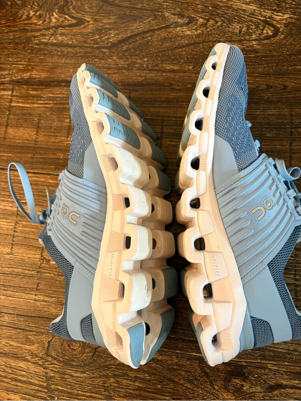 On Running Cloudswift Sneakers Women 9 Blue Lake Sky CloudTec Running - Picture 6 of 11